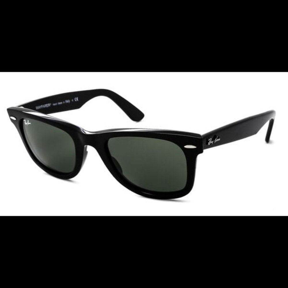 Ray Bans in black